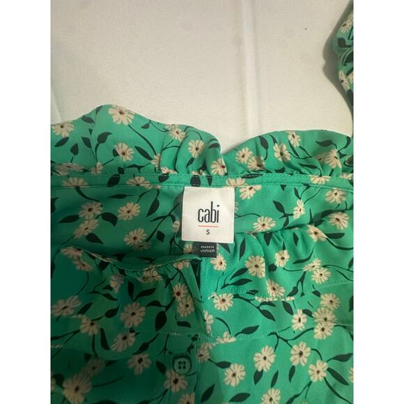 Cabi Green Floral Ruffle Blouse – Size S, Daisy Print with Waist Tie - Picture 6 of 10